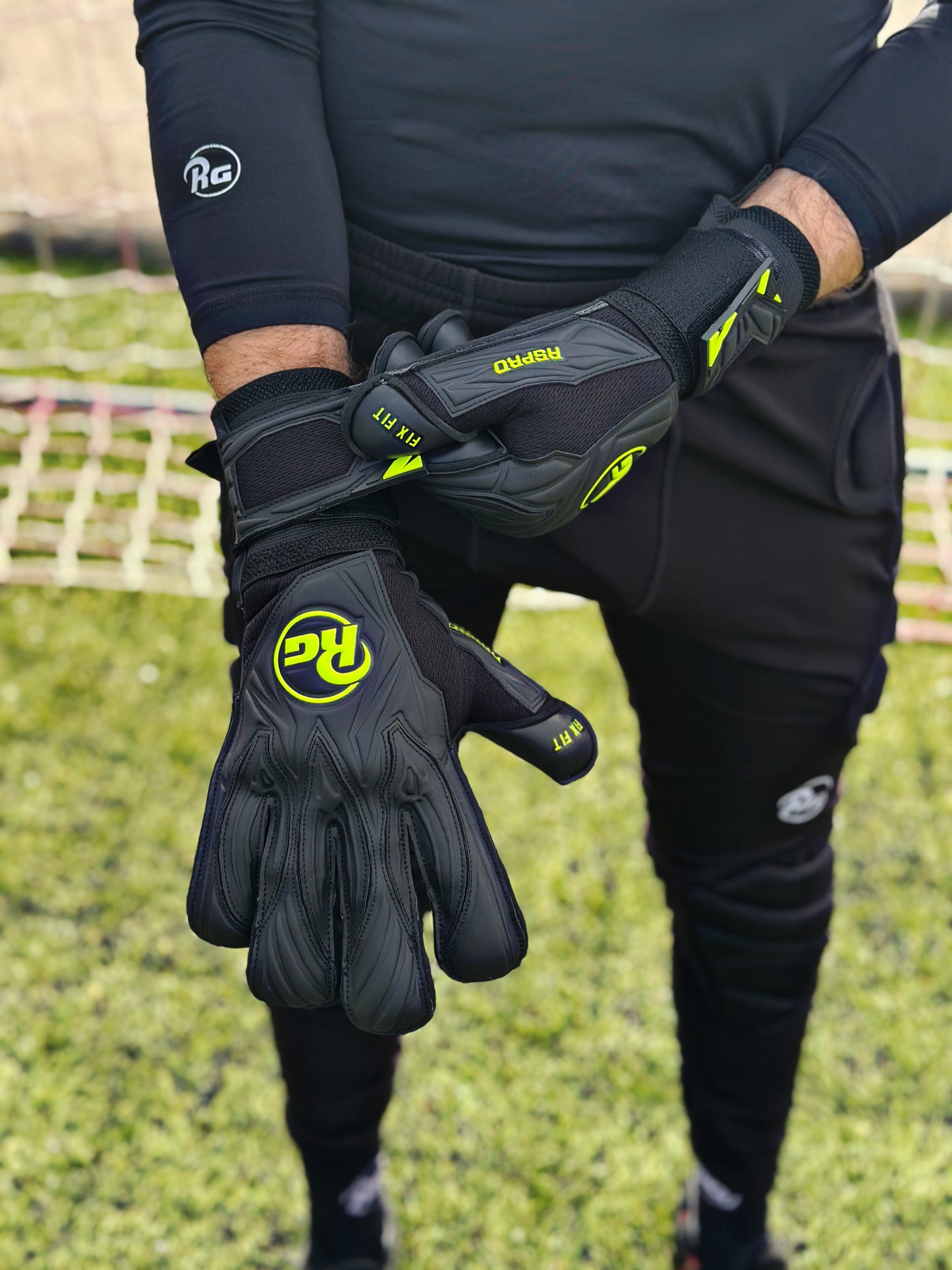 ASPRO BLACK OUT 25/26